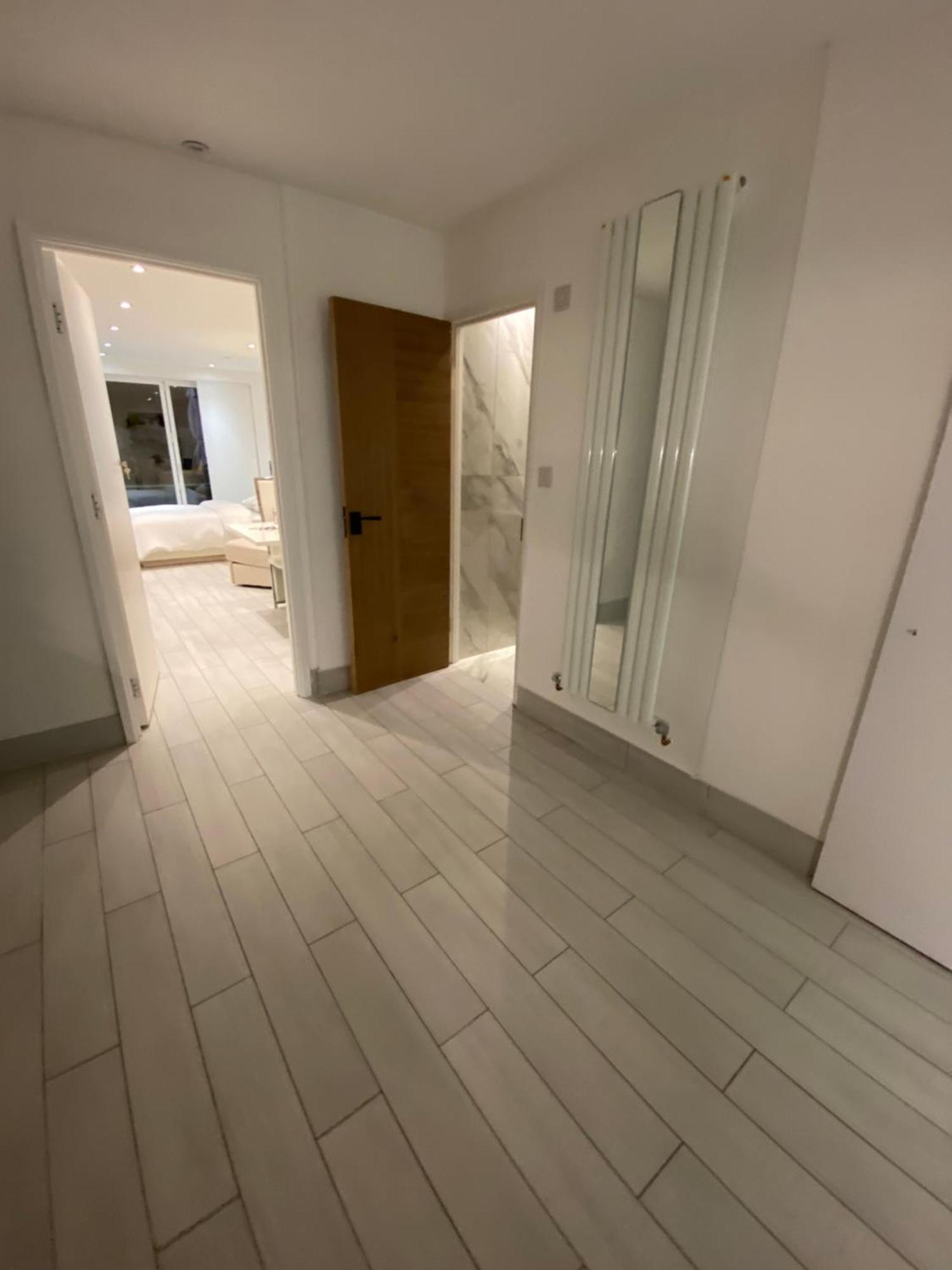 The Bay Apartment Edgware Luaran gambar
